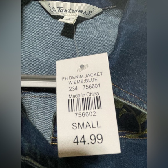 Tantrum embroidered denim jacket. Size small. NWT - Picture 4 of 5